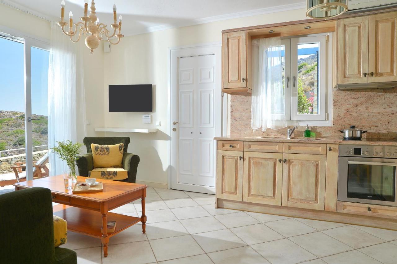 Andros Homes Sea Side Apartment & Studio ガブリオン エクステリア 写真